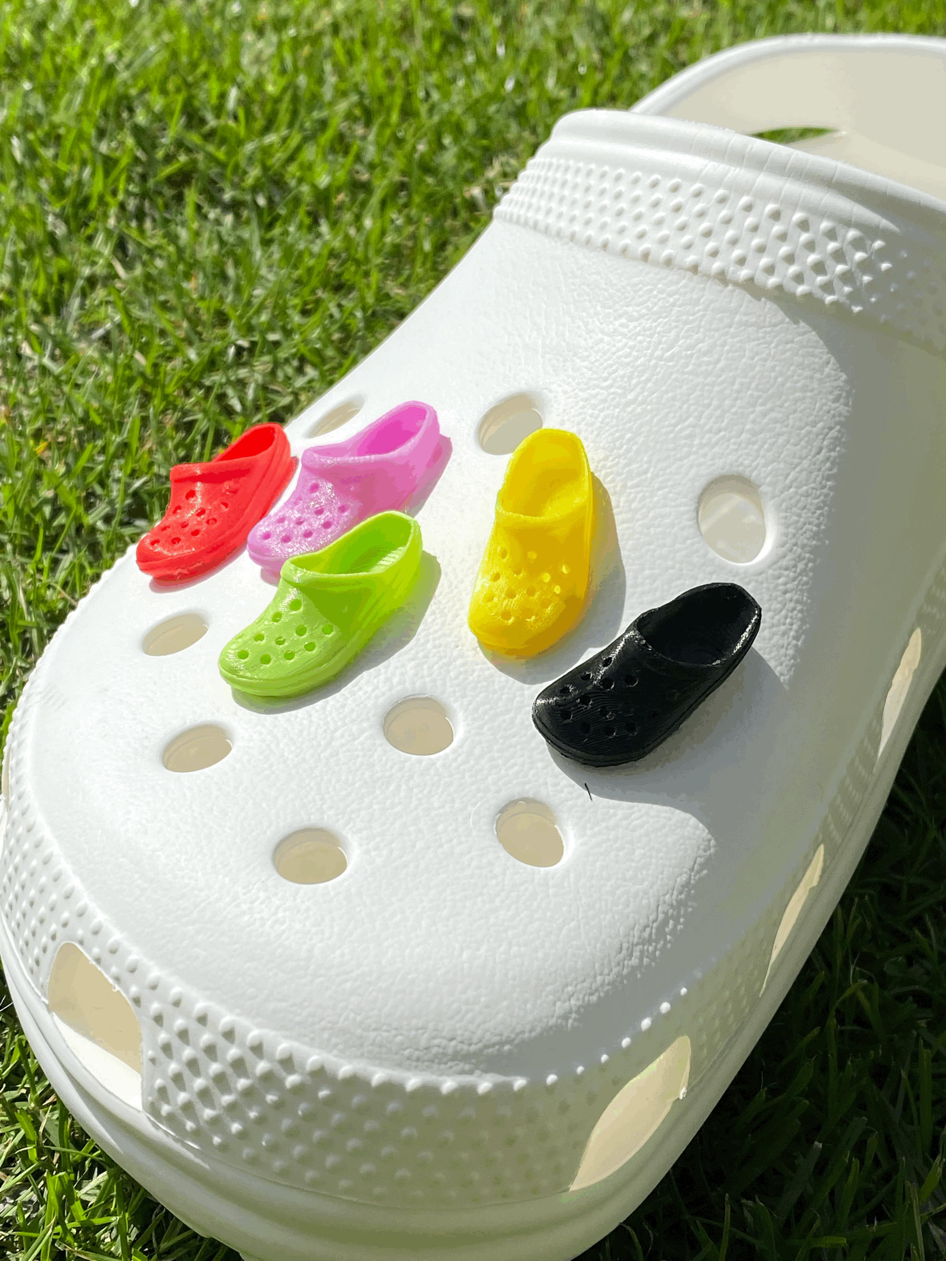 Mini Shoe Charms Shoe Décor DIY Crafting 10 Pcs Cute Crocs Charms (Random Colors