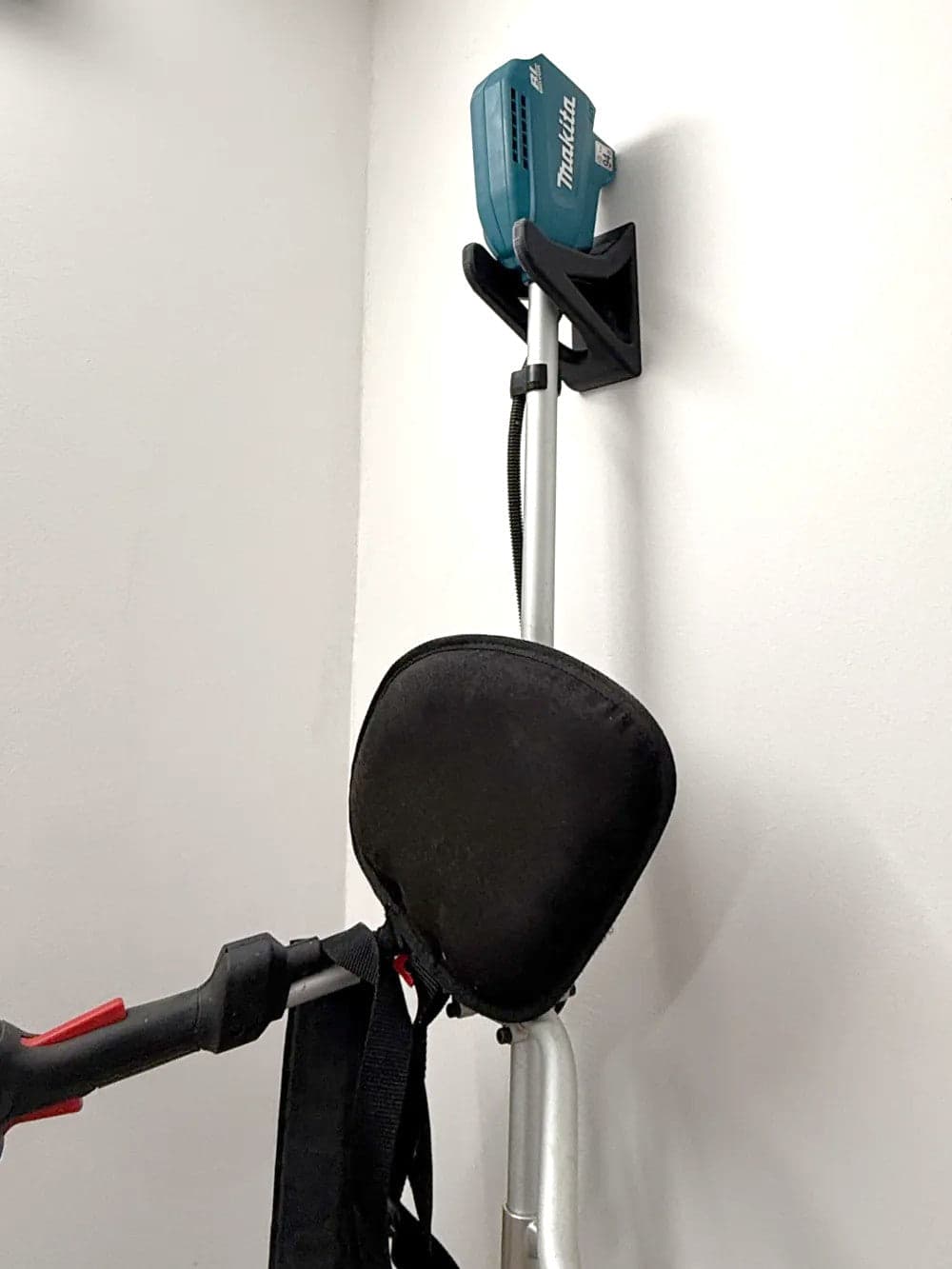 Makita Grass Trimmer Wall Mount (For DUR191U & More)